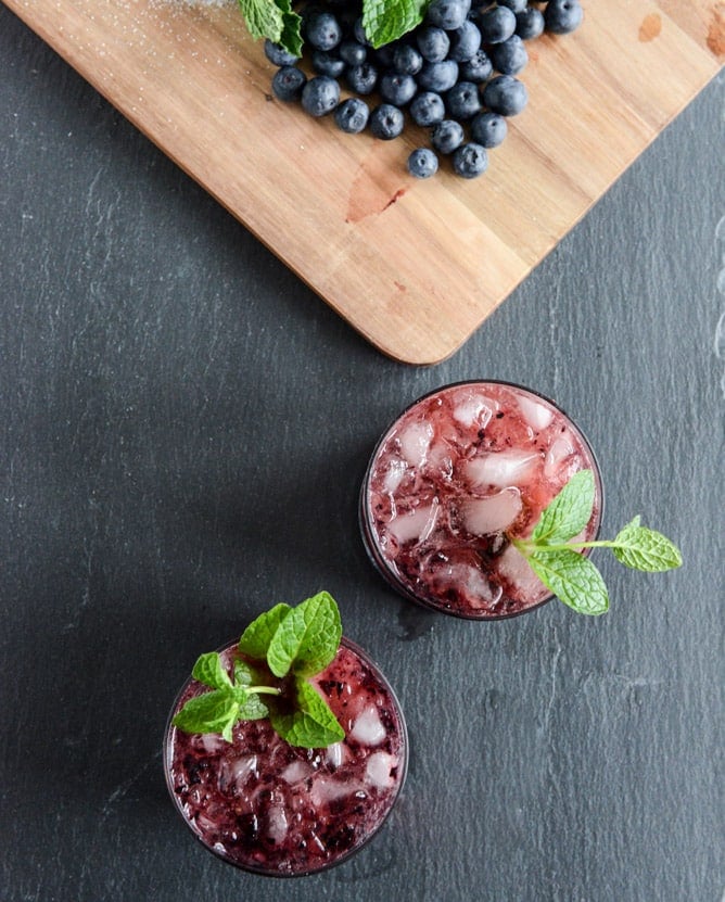 Blueberry Mint Juleps I howsweeteats.com Blueberry Mint Juleps I howsweeteats.com