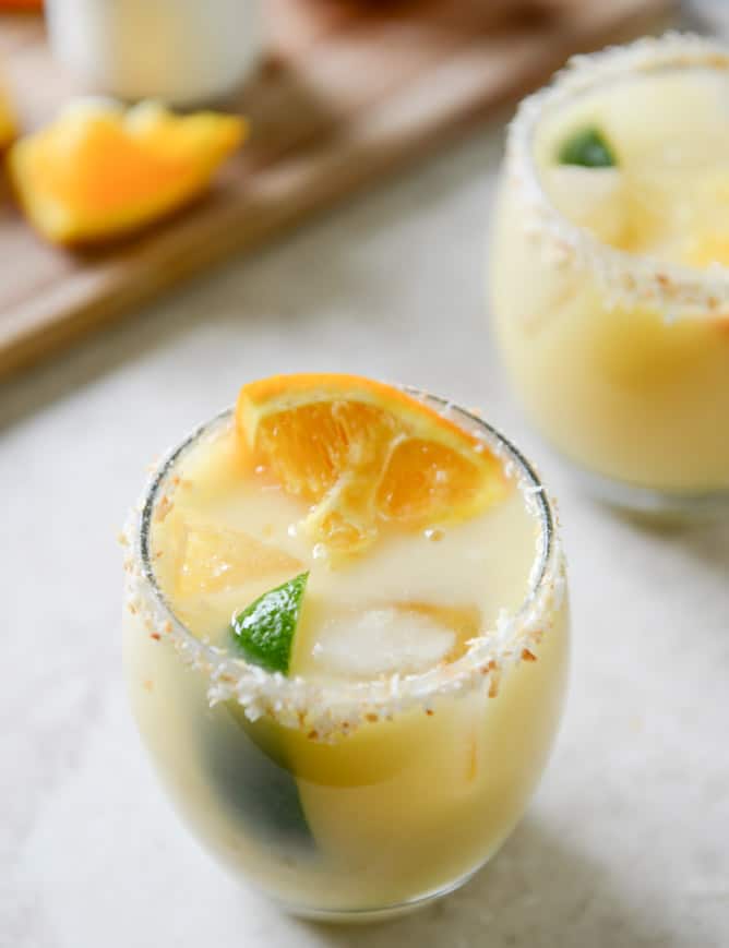Coconut Creamsicle Margaritas I howsweeteats.com Coconut Creamsicle Margaritas I howsweeteats.com