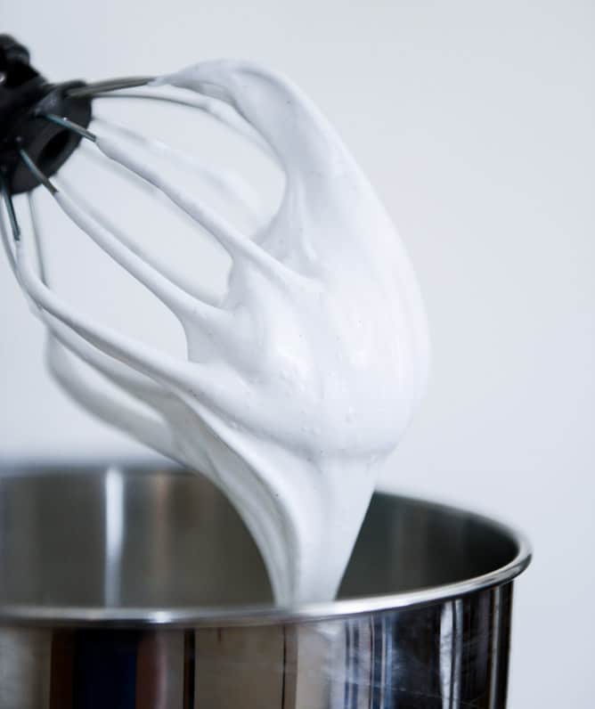 Chocolate Chip Cookie Peanut Butter S'mores I howsweeteats.com Chocolate Chip Cookie Peanut Butter S'mores I howsweeteats.com