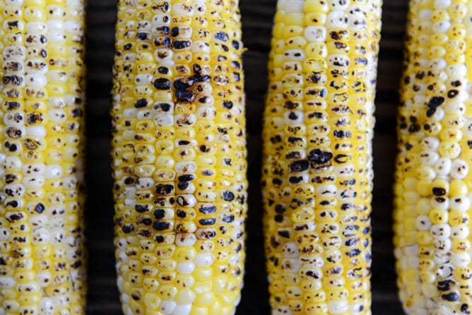 Easy Grilled Corn Tomato Salad with Blue Cheese and Basil Ribbons I howsweeteats.com Easy Grilled Corn Tomato Salad with Blue Cheese and Basil Ribbons I howsweeteats.com