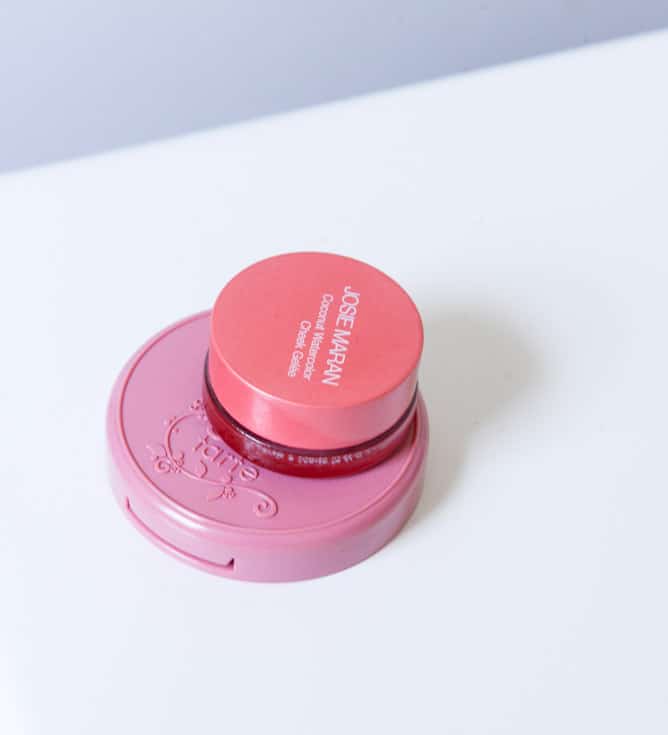 Josie Maran Coconut Watercolor Blush and Tarte Amazonian Clay Blush in Glisten I howsweeteats.com Josie Maran Coconut Watercolor Blush and Tarte Amazonian Clay Blush in Glisten I howsweeteats.com