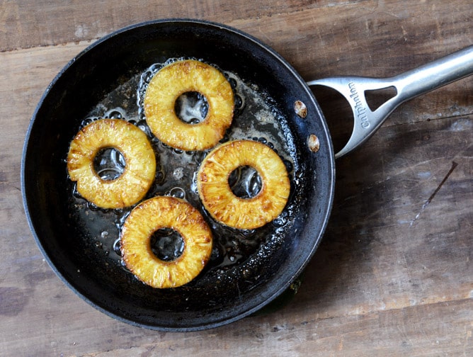 Caramelized Pineapple Lassi I howsweeteats.com Caramelized Pineapple Lassi I howsweeteats.com