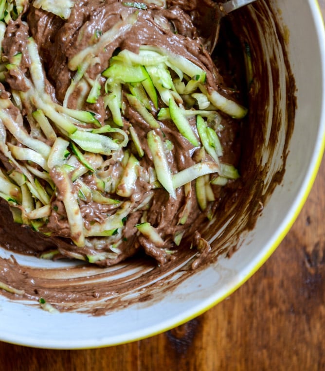 Whole Wheat Chocolate Fudge Zucchini Snack Cake with Candied Pistachios I howsweeteats.com Whole Wheat Chocolate Fudge Zucchini Snack Cake with Candied Pistachios I howsweeteats.com
