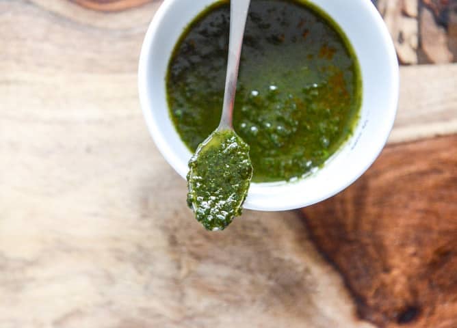 End Of Summer Bean Burgers with Grilled Corn + Pesto I howsweeteats.com End Of Summer Bean Burgers with Grilled Corn + Pesto I howsweeteats.com