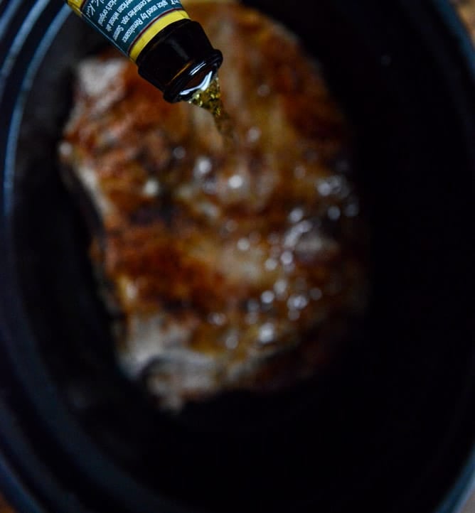 Crockpot Carne Asada Nachos I howsweeteats.com Crockpot Carne Asada Nachos I howsweeteats.com