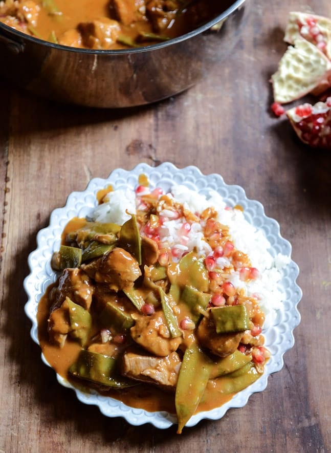 Thai Curry Pomegranate Chicken I howsweeteats.com Thai Curry Pomegranate Chicken I howsweeteats.com