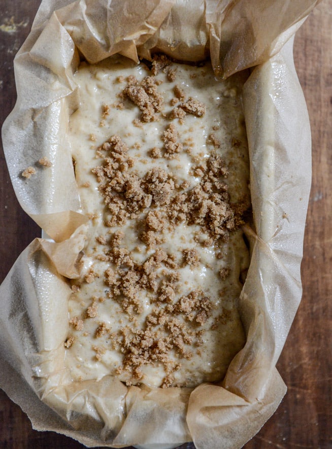 Pomegranate Molasses Coffee Cake I howsweeteats.com Pomegranate Molasses Coffee Cake I howsweeteats.com