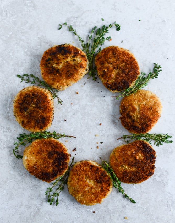 crispy risotto cakes I howsweeteats.com-1