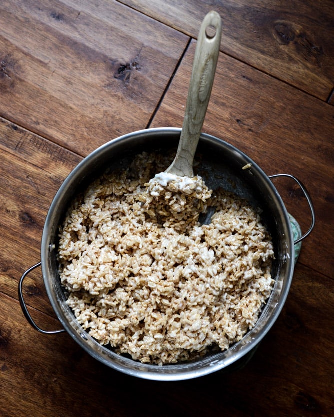 Spiked Rice Krispie Treat Shake Shooters I howsweeteats.com Spiked Rice Krispie Treat Shake Shooters I howsweeteats.com