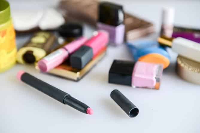 april beauty favorites I howsweeteats.com