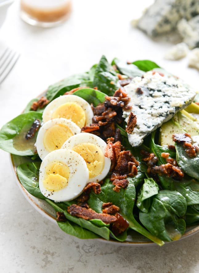 Killer Spinach Salads with Hot Bacon Dressing I howsweeteats.com