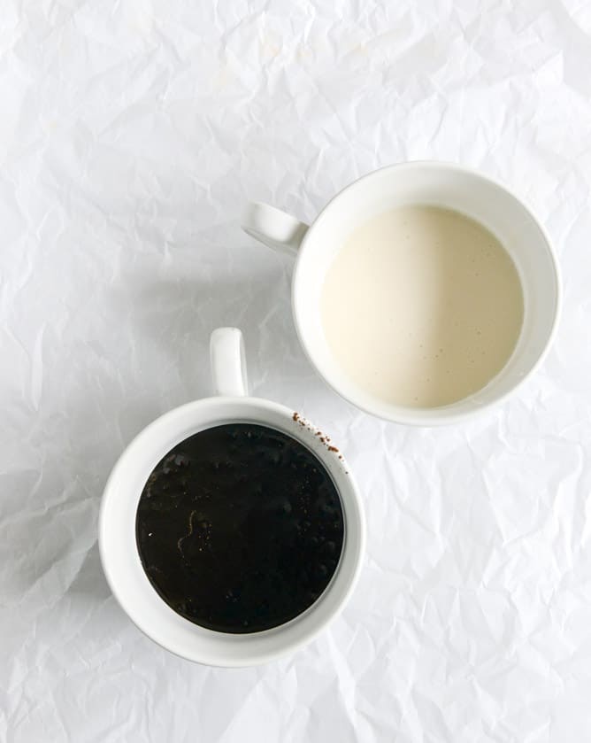 black and white cookie ice cream sandwiches I howsweeteats.com