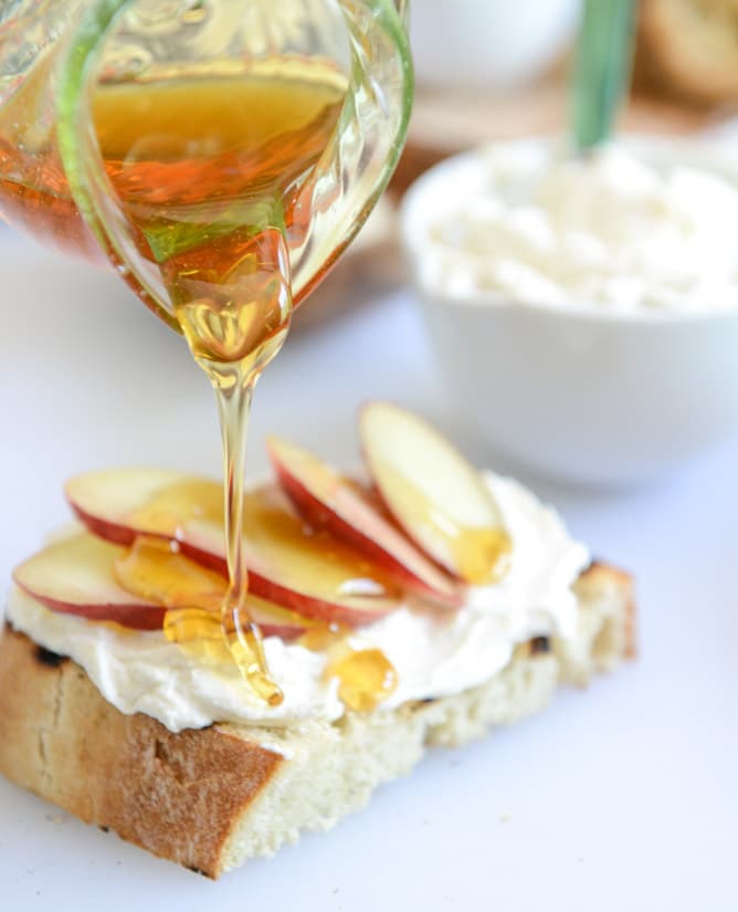 grilled bread, 4 ways I howsweeteats.com