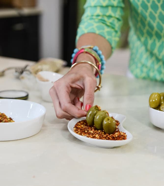 DIY Dirty Martini Bar I howsweeteats.com