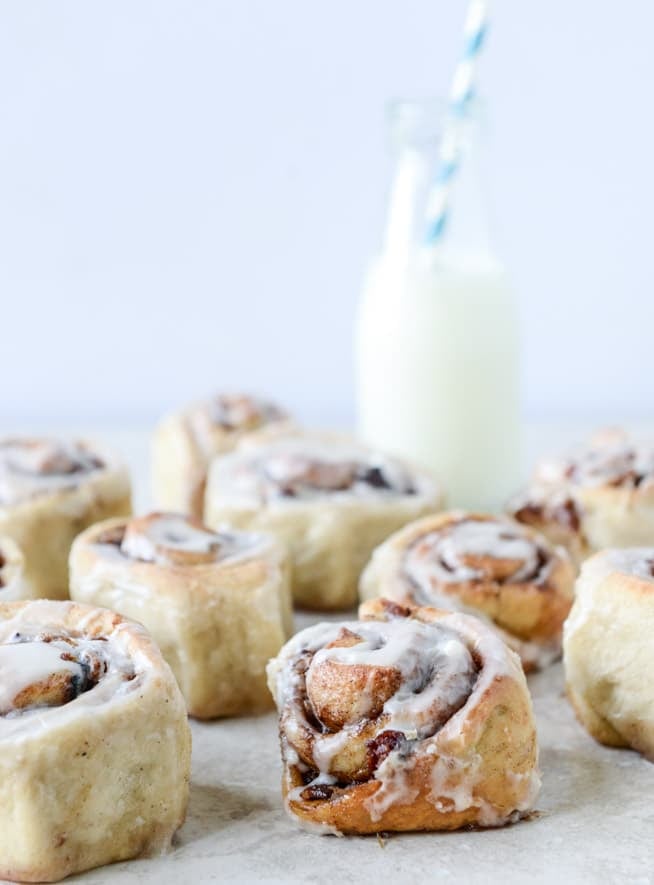bacon cinnamon rolls I howsweeteats.com