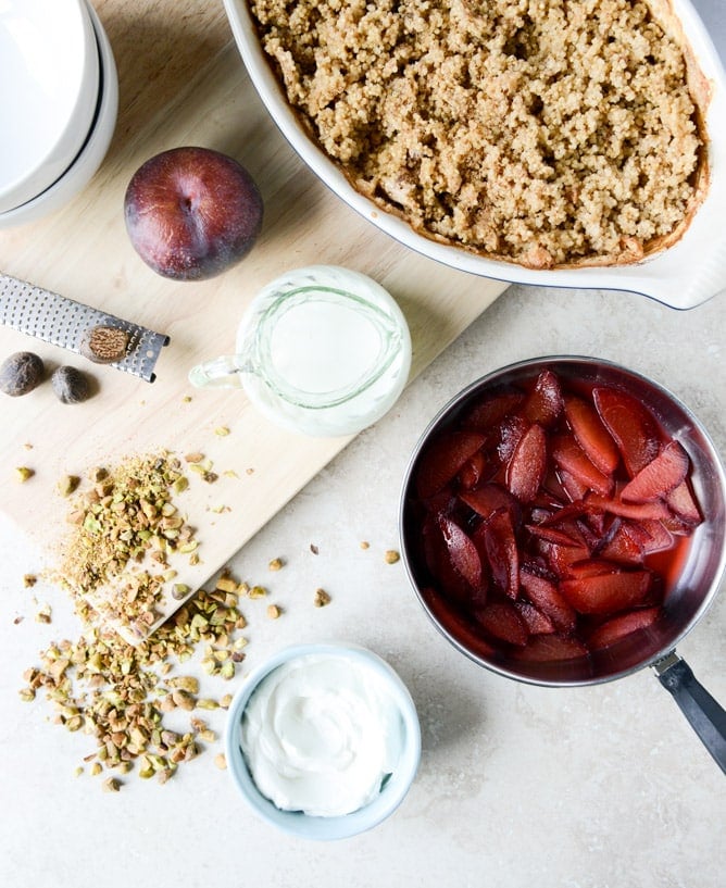 baked breakfast quinoa with plums and pistachios I howsweeteats.com