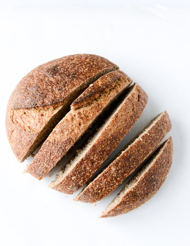 autumn avocado toast with pears, gorgonzola and cinnamon toasted walnuts I howsweeteats.com