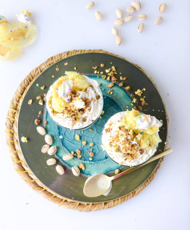 pistachio cream cake milkshakes I howsweeteats.com