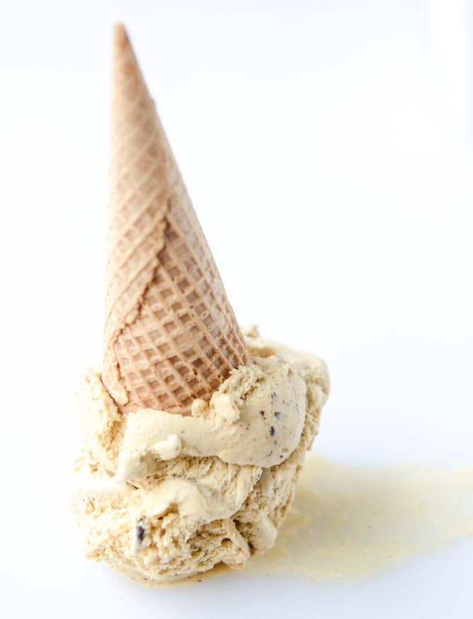 pumpkin gelato with candied ginger and dark chocolate I howsweeteats.com