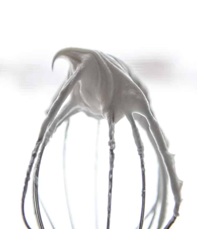 chocolate coconut cream cupcakes I howsweeteats.com