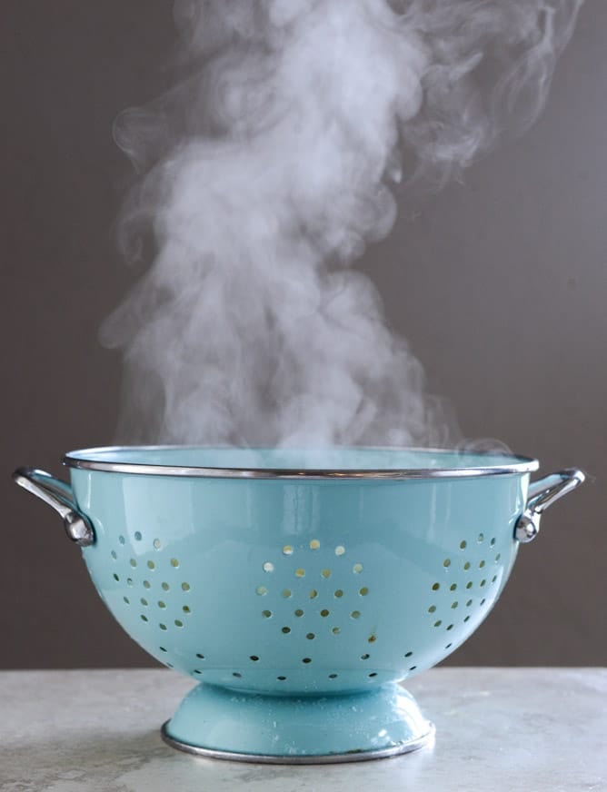 roasted garlic goat cheese mashed potatoes I howsweeteats.com