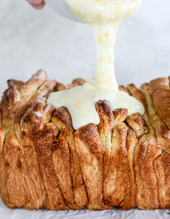 sweet orange cinnamon pull apart bread I howsweeteats.com