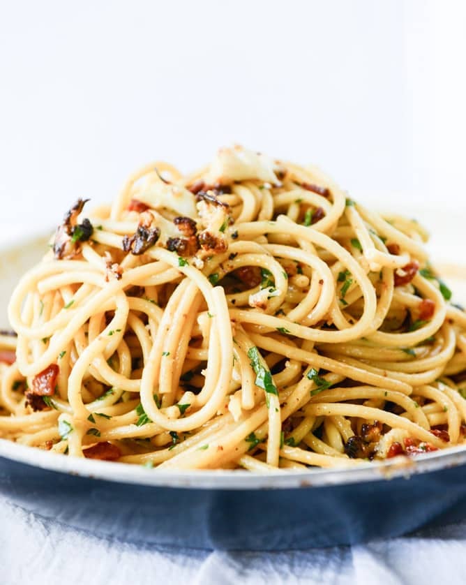 charred cauliflower carbonara I howsweeteats.com