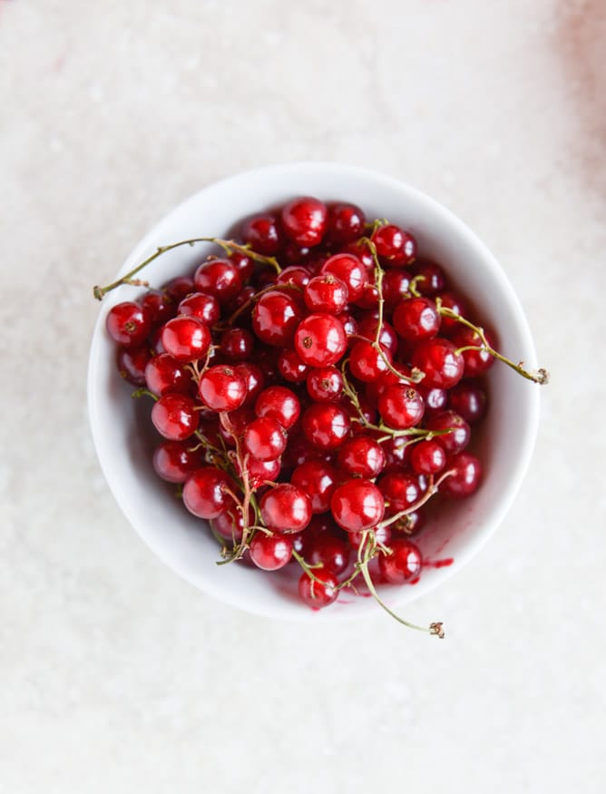 butter-toasted oat breakfast bowls I howsweeteats.com