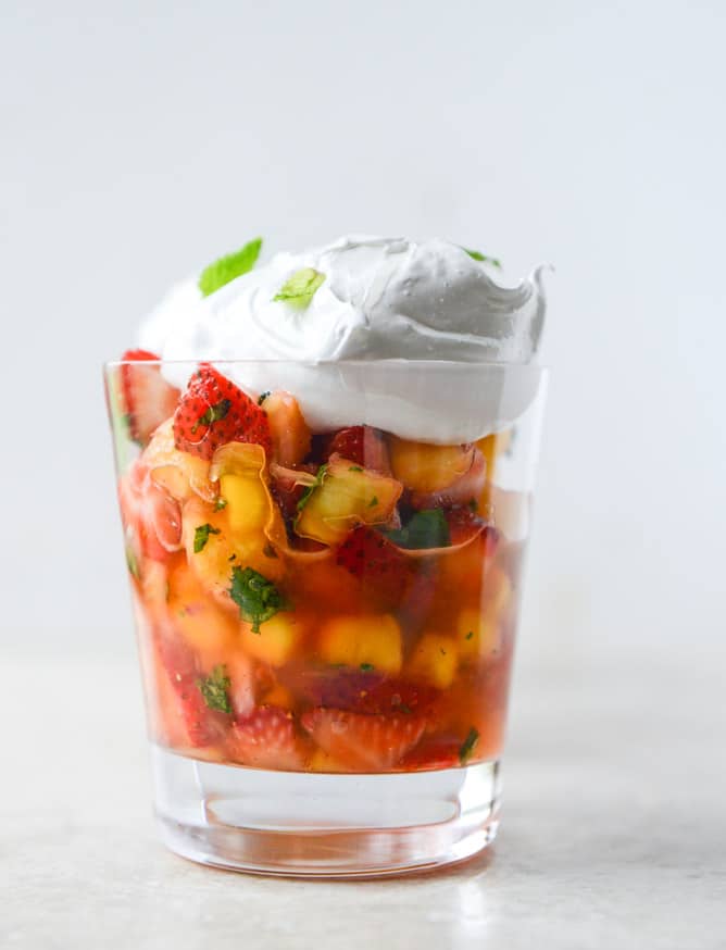 strawberry mango mint julep fruit salad with whipped marshmallow I howsweeteats.com