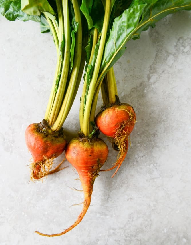 golden beet chips with spicy goat cheese dip I howsweeteats.com