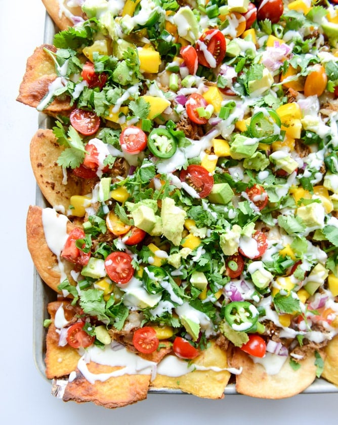 crispy carnitas oven nachos I howsweeteats.com