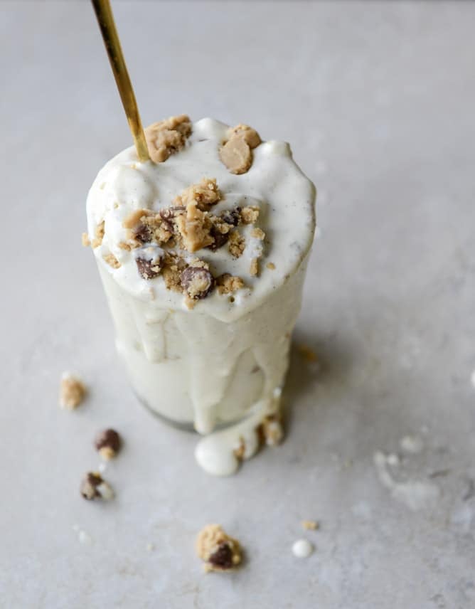 peanut butter chocolate chip cookie dough blizzard with no-churn vanilla bean ice cream I howsweeteats.com