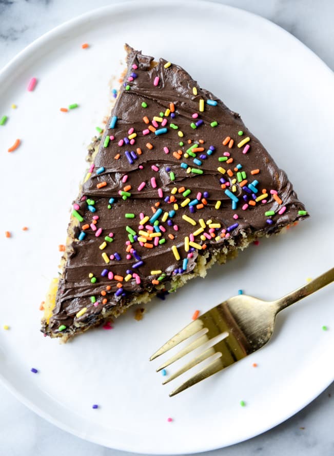 fresh pineapple zucchini skillet cake I howsweeteats.com