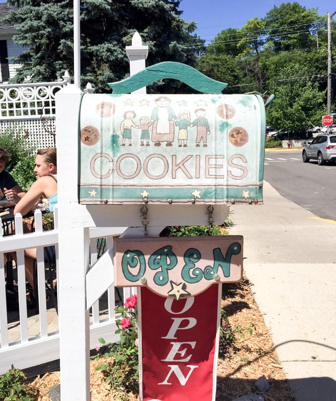 vacation things I howsweeteats.com