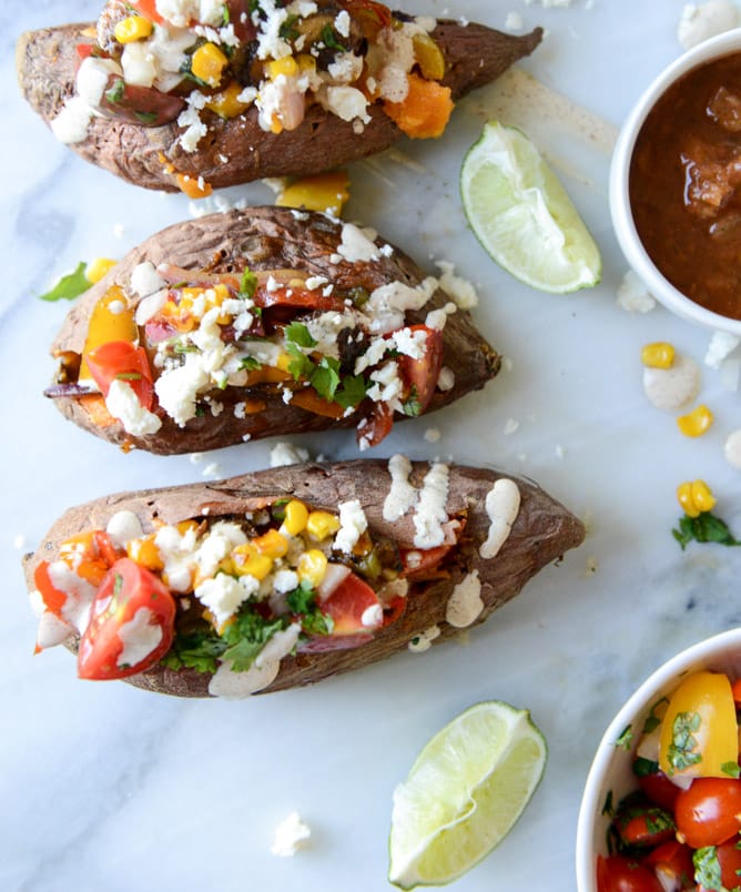 fajita stuffed sweet potatoes I howsweeteats.com