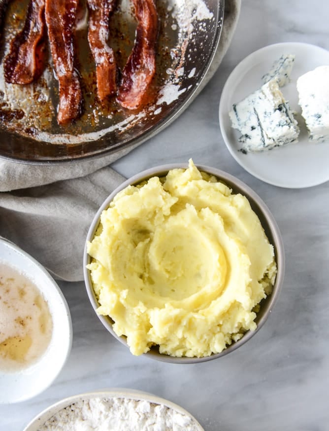 bacon blue cheese mashed potato waffles I howsweeteats.com