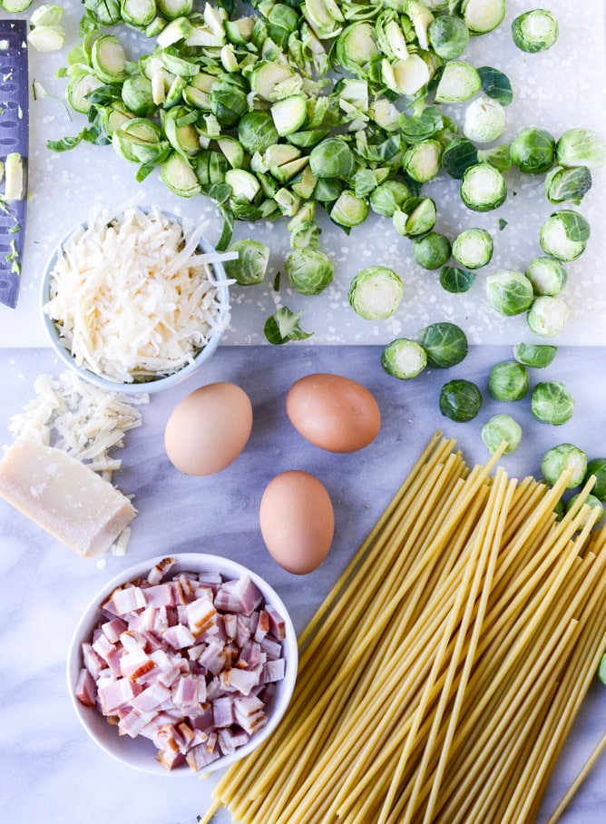 bacon, egg and brussels carbonara I howsweeteats.com