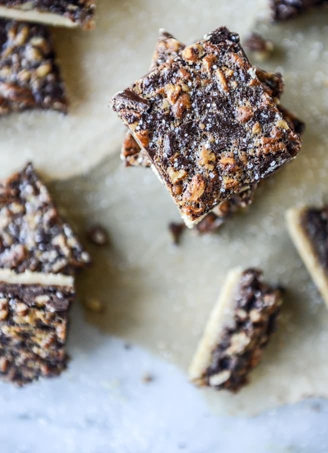 salted chocolate pecan pie bars I howsweeteats.com