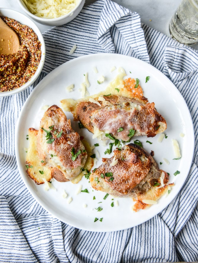 croque monsieur crostini I howsweeteats.com