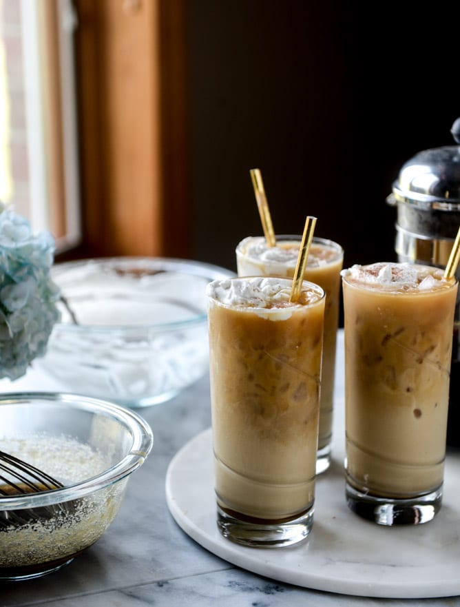iced whiskey coffees with whiskey syrup I howsweeteats.com
