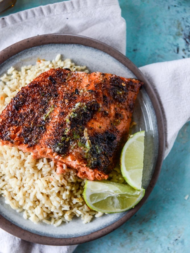 30 minute cajun salmon with salted lime butter I howsweeteats.com