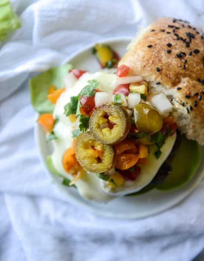 how to make queso cheese burgers I howsweeteats.com