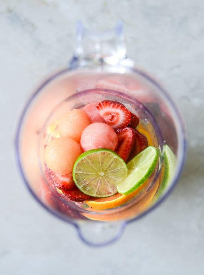 rosé sangria I howsweeteats.com