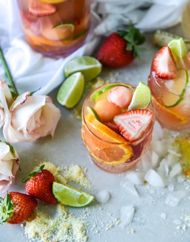 rosé sangria I howsweeteats.com
