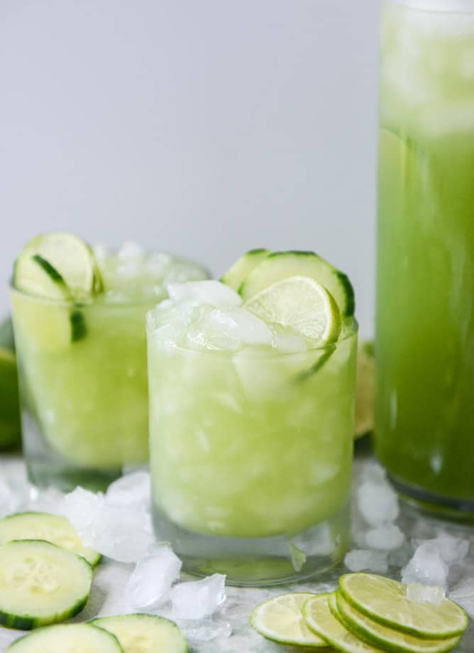 cucumber vodka soda I howsweeteats.com