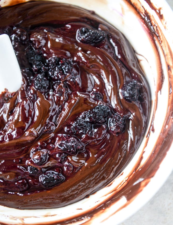 black raspberry pie milkshake with black raspberry ganache I howsweeteats.com