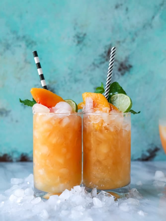 pineapple peach agua fresca I howsweeteats.com