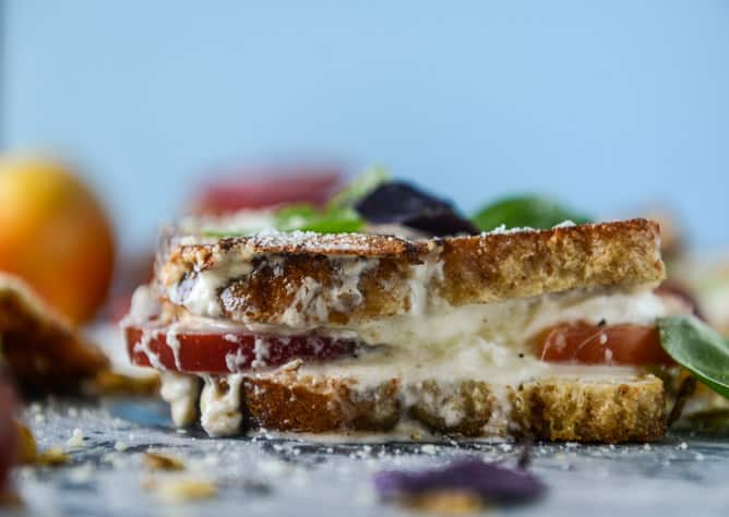 heirloom tomato and burrata grilled cheese by @howsweeteats I howsweeteats.com