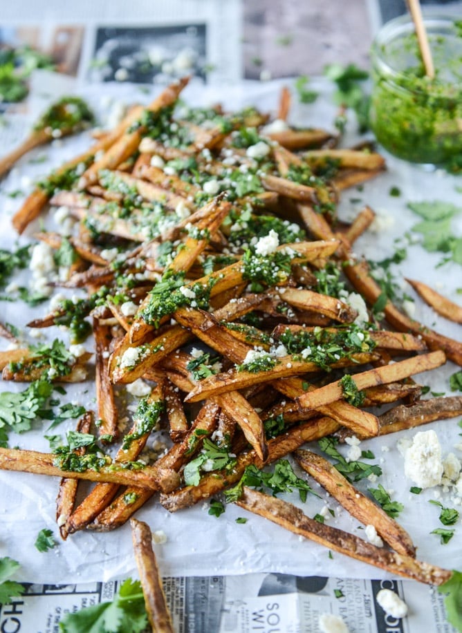 chimichurri fries with gorgonzola I howsweeteats.com
