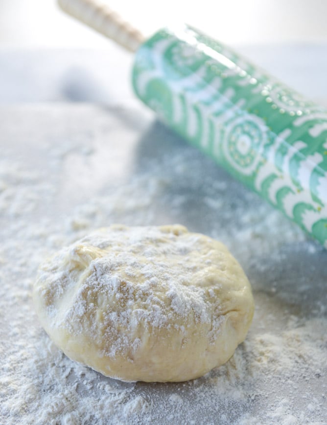 chipotle candied bacon and smoked blue cheese pizza by @howsweeteats I howsweeteats.com